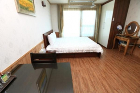  Jungmun Haesung Parktel  Согвипхо